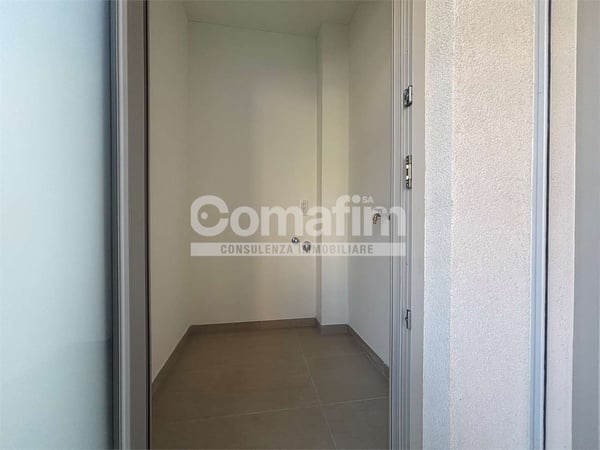 Chiasso : 1.5 locali al PT - Moderno con terrazzo 11