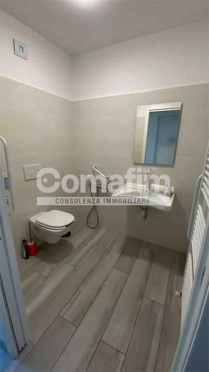 Locale Commerciale - Biasca, Centro 6