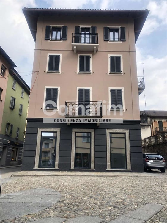 Duplex 1.5 locali nel pieno centro di Biasca 7