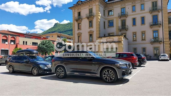 Lugano Centro - Affittasi Posteggi in Autorimessa 3