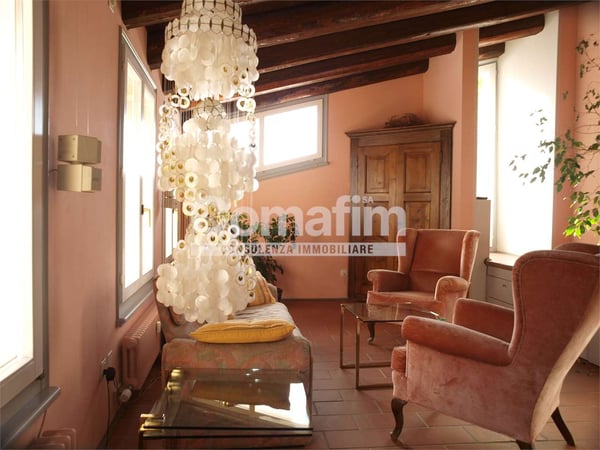 Grazioso appartamento nel nucleo di Rovio 12