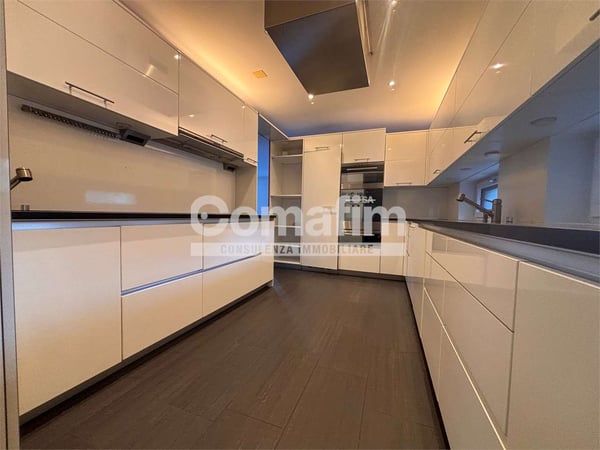 Villa unifamiliare con giardino 7