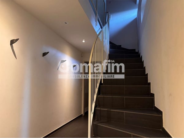 Villa unifamiliare con giardino 5