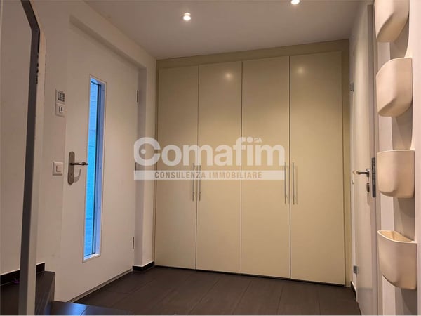 Villa unifamiliare con giardino 4