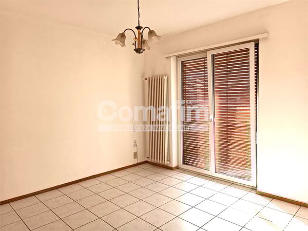 Palazzina a reddito a Giubiasco presso la stazione 6