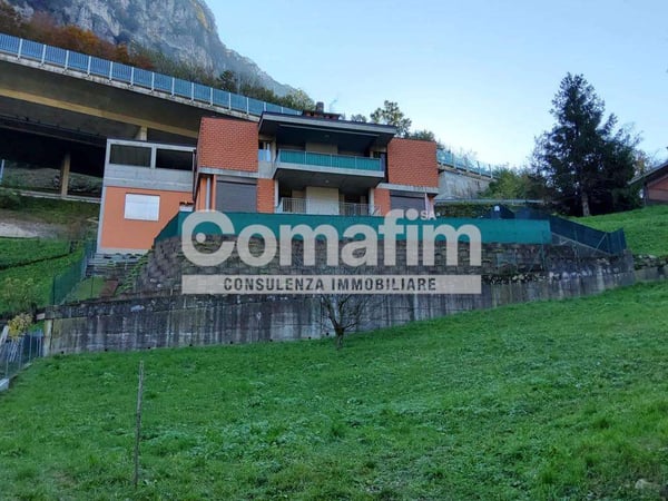 A Capolago vendiamo casa con 