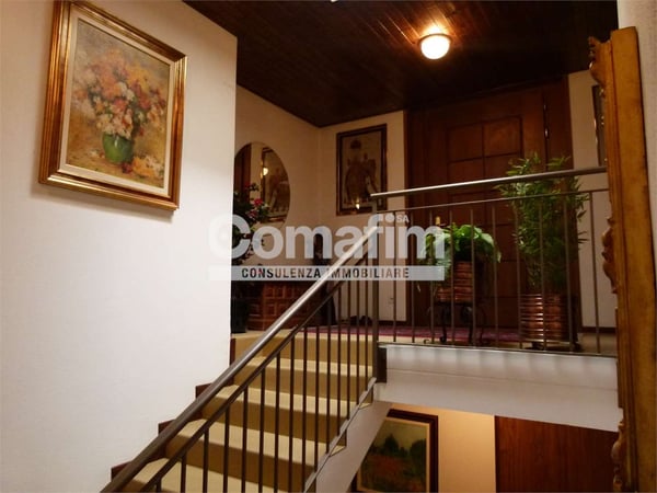 A Capolago vendiamo casa con 