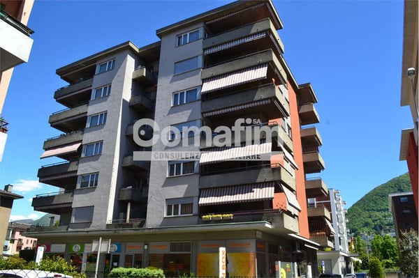 1.5 locali al 2 piano con vista aperta 1