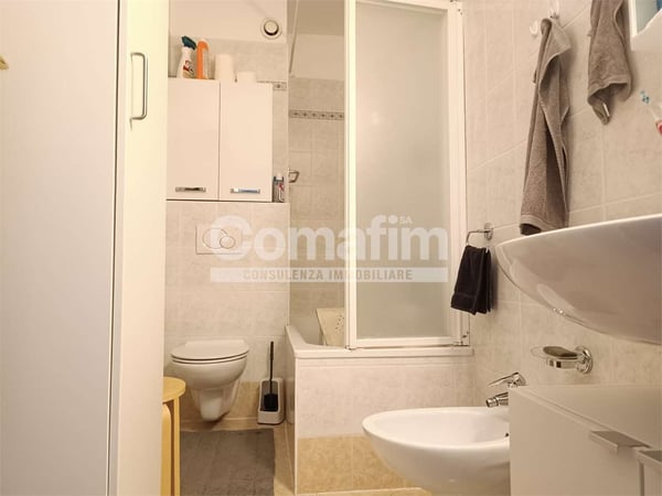 A Caslano tra tranquillità e comodità 12