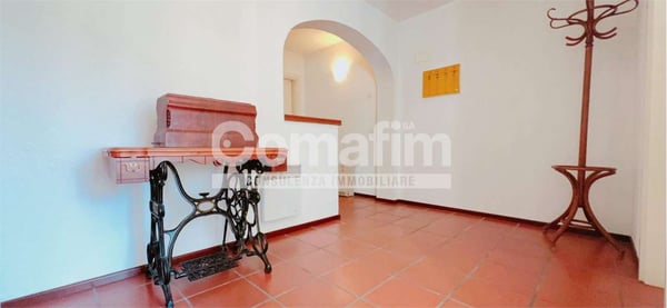 Tipica casa ticinese nel nucleo di Cadro 4