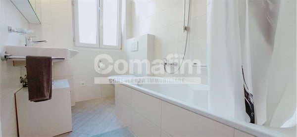 Tipica casa ticinese nel nucleo di Cadro 9