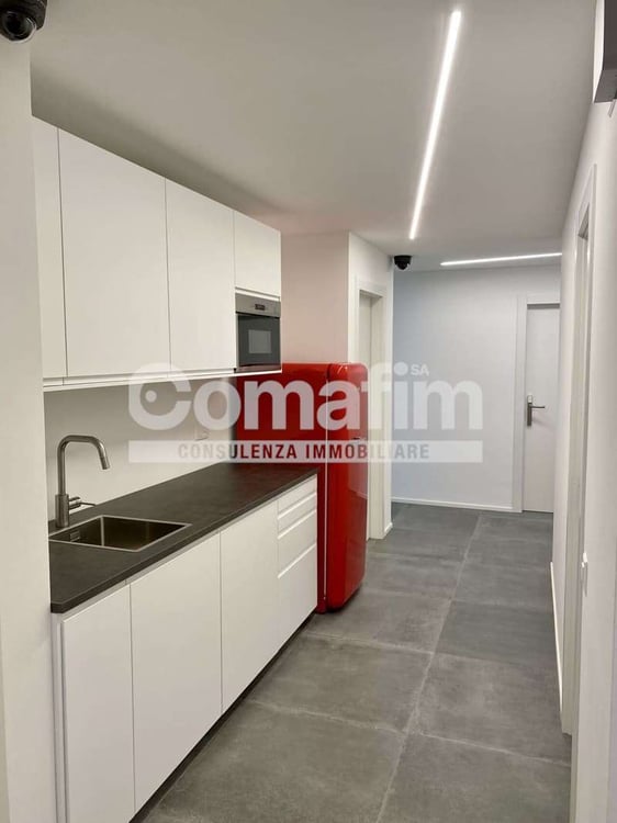 Ufficio ammobiliato tutto incluso a Lugano 5