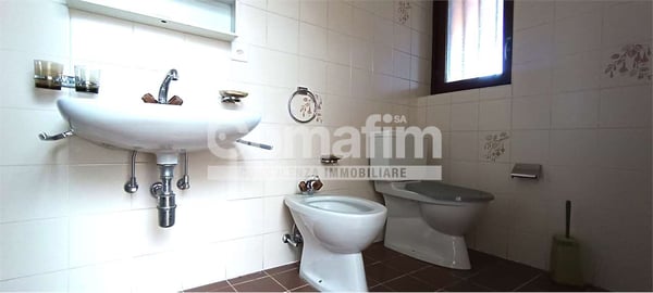 Spazio e luminosità al tuo servizio 10