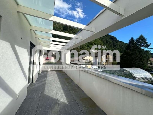 Vendita elegante Villa 1.5 Locali a Bioggio 11