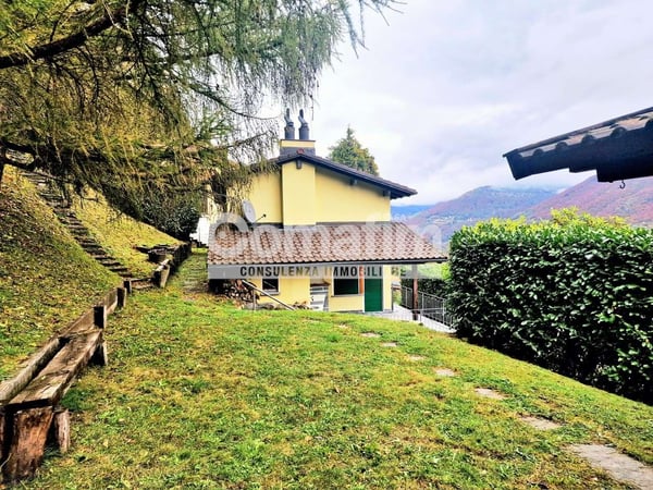 Casa con vista mozzafiato sui Denti della Vecchia - Bidogno 2