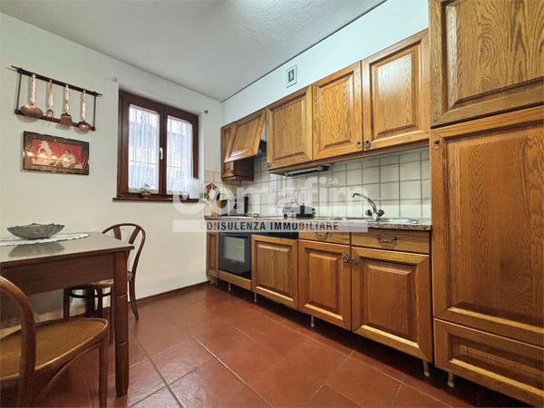 Caslano -Casa unifamiliare con giardino e terrazza panoramica 5