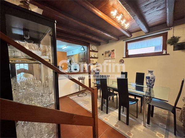 Caslano -Casa unifamiliare con giardino e terrazza panoramica 6