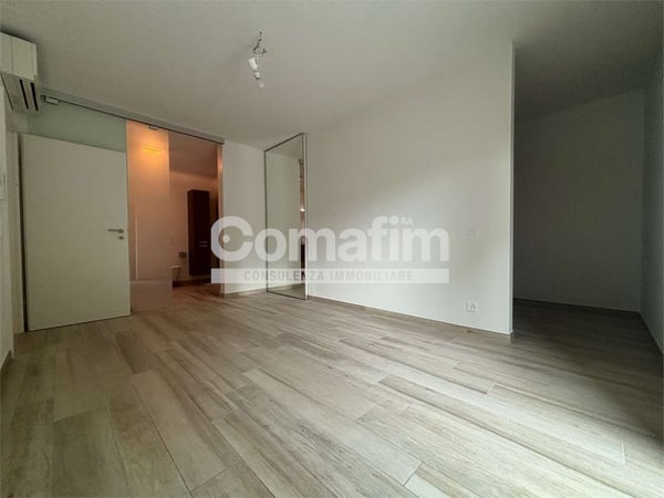 Canobbio - Raffinato 1.5 Locali con Grandi Spazi e Comfort Esclusivi 7