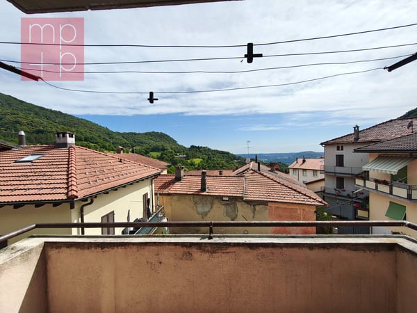 Casa unifamiliare - Caneggio 8