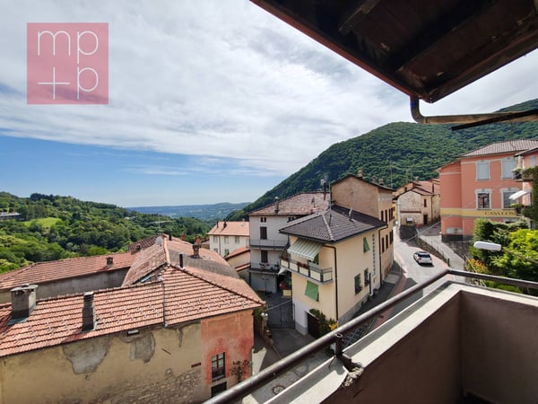 Casa unifamiliare - Caneggio 1