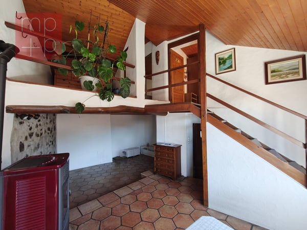 Casa unifamiliare - Caneggio 3