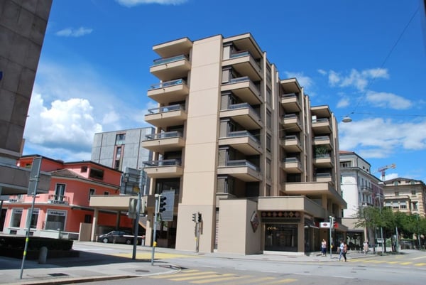Cercasi subentrante appartamento ristrutturato recentemente in centro Lugano