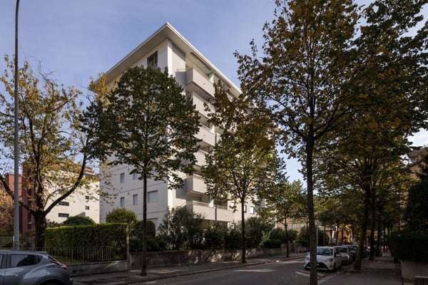 Affittasi moderno e spazioso 2 1/2 locali a Lugano 1