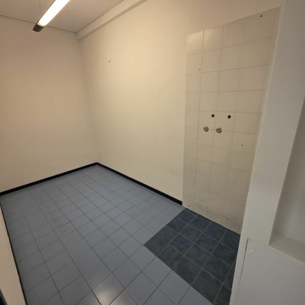 Affittasi ufficio in centro Lugano 9