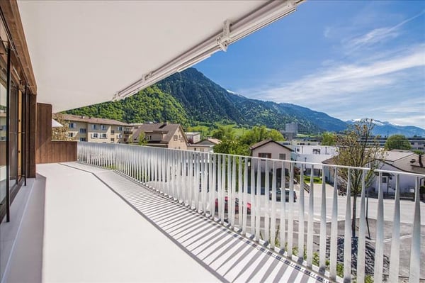 Helle 4.5-Zimmer-Wohnung mit Balkon und Garage in Chur