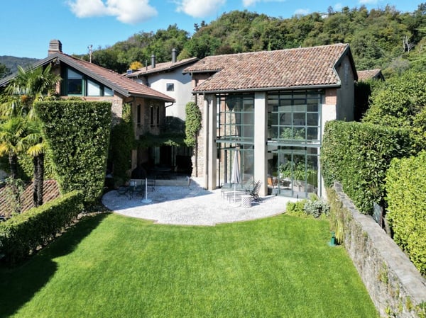 Lugano: VILLA d'AUTORE elegante e di charme 2