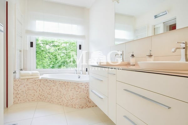 Lugano: Villa vista lago, 1 locali, esclusiva opportunità 12