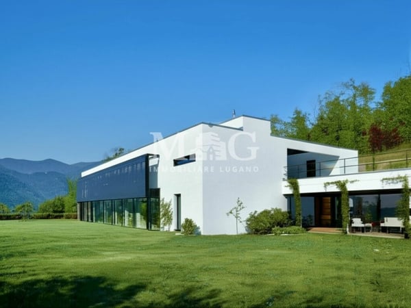 VILLA di lusso moderna ed esclusiva a Lugano con piscina - Eleganza e design unico 8