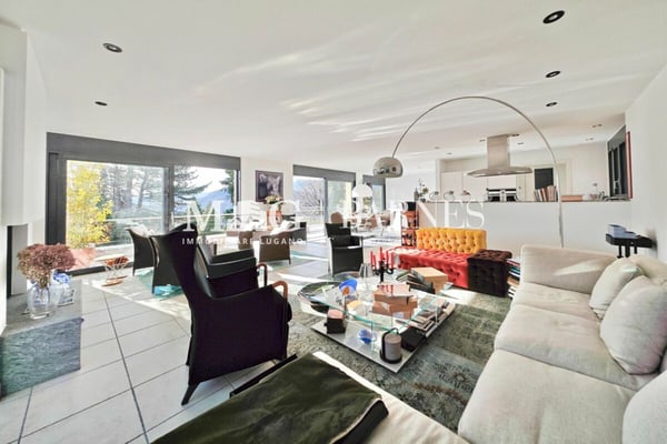 Lugano: Villa signorile con piscina, giardino e rustico privato 4