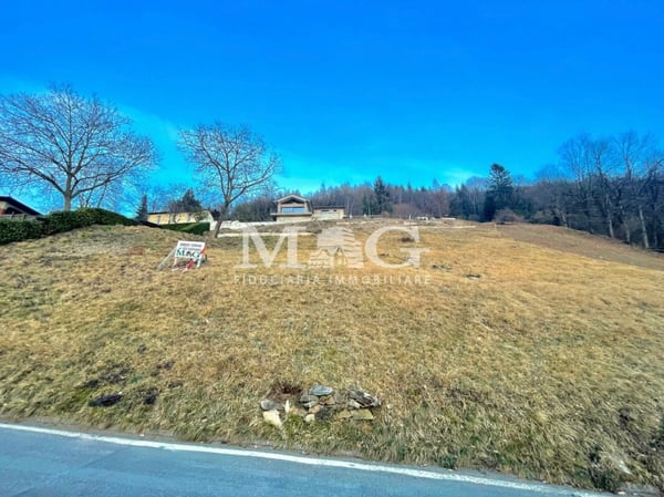 Aranno: Terreno edificabile con ottimo soleggiamento 1