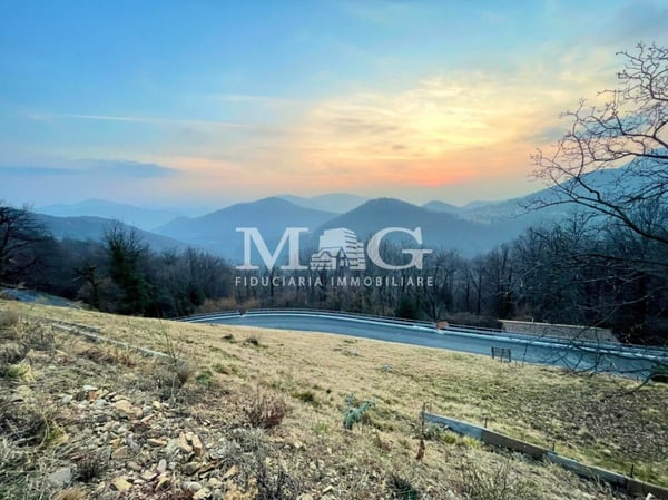 Aranno: Terreno edificabile con ottimo soleggiamento 2