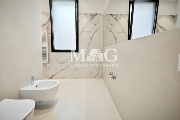 Charme d'epoca e tecnologia moderna: 1.5 locali in palazzo del primo '900 10