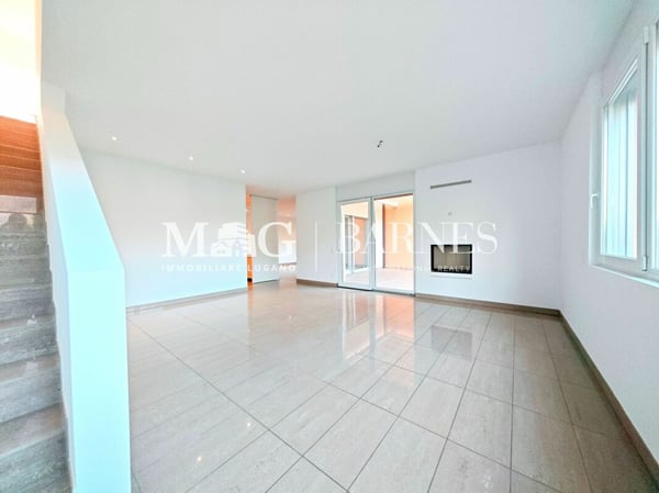 Lugano: Casa a schiera di ampie dimensioni adatta alle famiglie, 210 mq. superficie commerciale 3