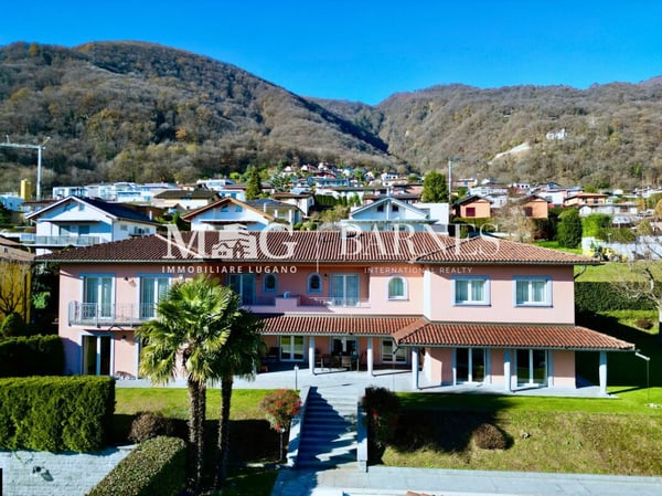 Lugano, Manno: VILLA SIGNORILE, elegante con piscina e dépendance 38