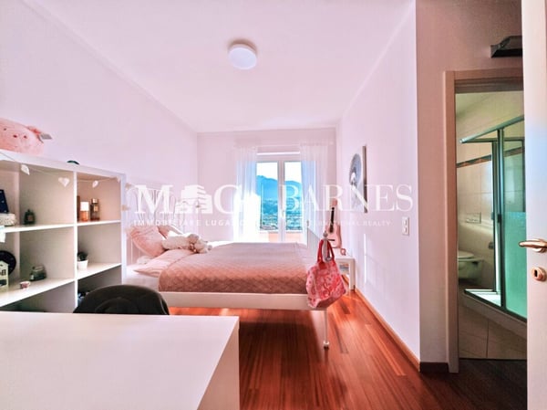 Lugano, Manno: VILLA SIGNORILE, elegante con piscina e dépendance 28