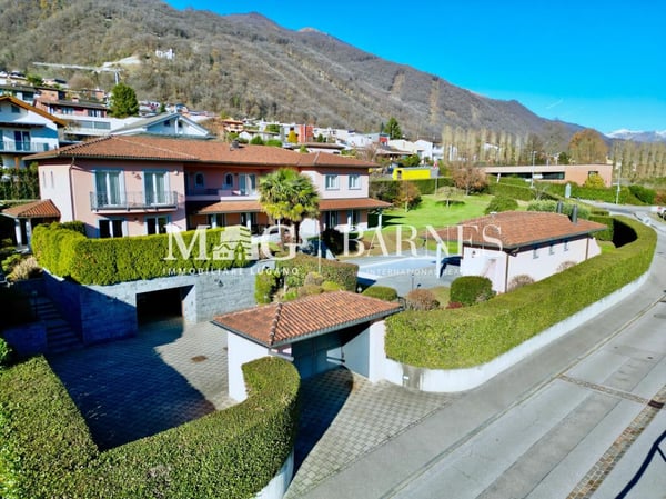 Lugano, Manno: VILLA SIGNORILE, elegante con piscina e dépendance 29