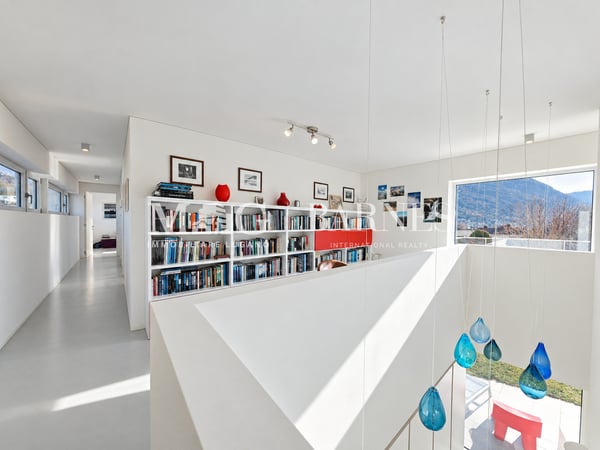 Lugano, Dino: Villa moderna con giardino, terrazze e vista aperta 8