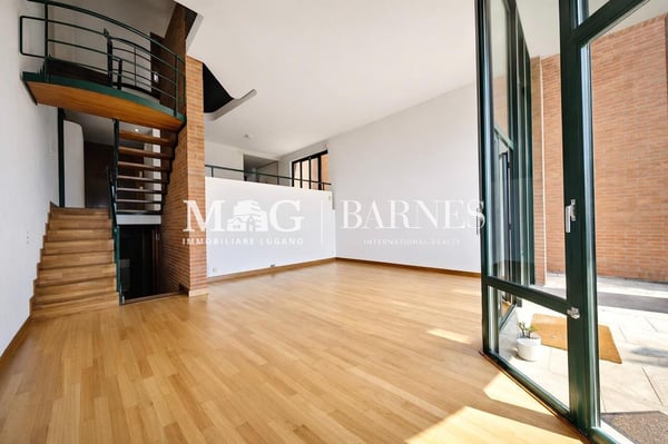 Lugano: Villa vista lago con giardino privato 5