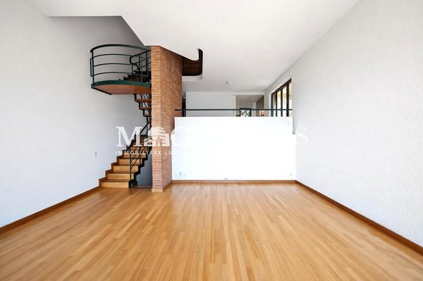 Lugano: Villa vista lago con giardino privato 11