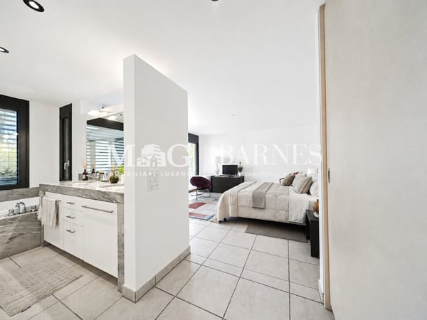 Lugano: Villa signorile con piscina e giardino 12