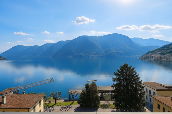 Lugano: Attico in Villa d'Epoca con vista lago e terrazza panoramica 1