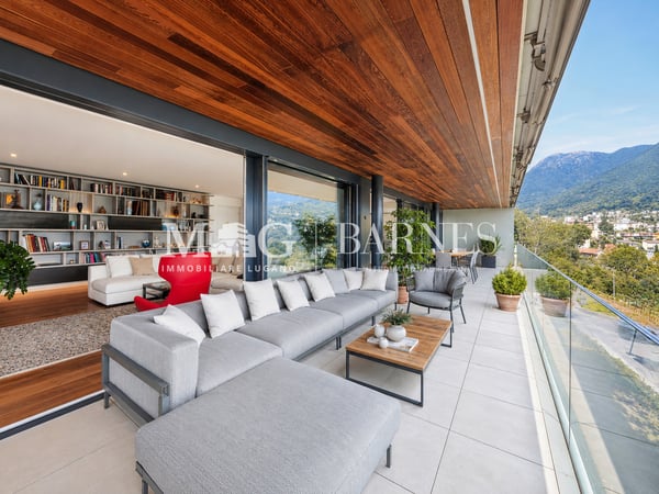 Lugano, Canobbio: Attico moderno vista lago con grande terrazza 13