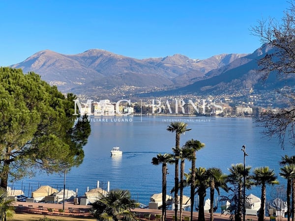 Lugano, Paradiso: Appartamento 3.5 locali fronte lago con terrazzo 1