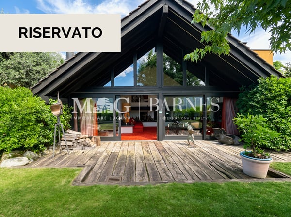 Villa d'autore a Comano con giardino e vista aperta, da rinnovare 1