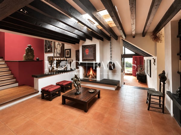 Lussuosa villa in vendita a Comano. Giardino e vista. Da rinnovare. 8