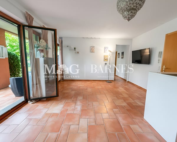 Lugano, Collina d'Oro: 2.5 locali con giardino e patio di 70 mq 7